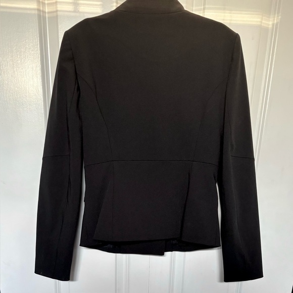 AK Anne Klein Stretch Tailored Semi Cropped Blazer - Picture 3 of 4